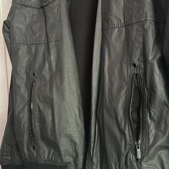 Black Weather Proof Jacket Size XL - Picture 2 of 4